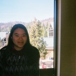 Meet your Posher, Malia